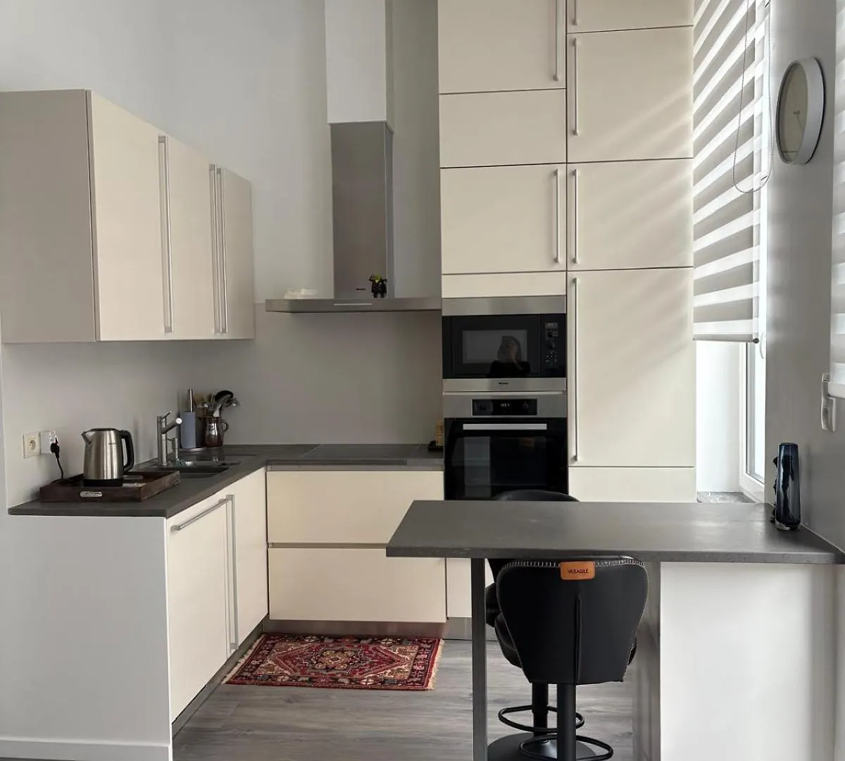 Modern Comfort Stay 1 Bedroom And Sofa Bed Brussels
